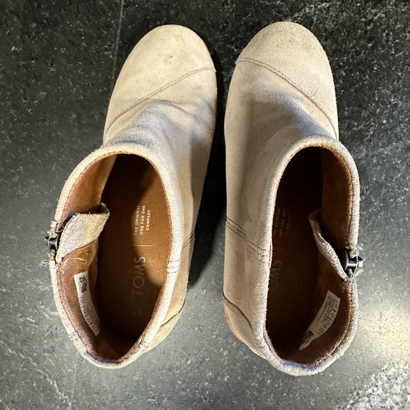 Tom's Avery Wedge Boots, Beige - Picture 5 of 8